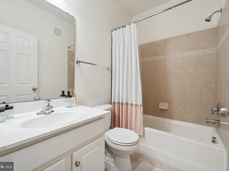 5722 Callcott Way #A — Photo 30