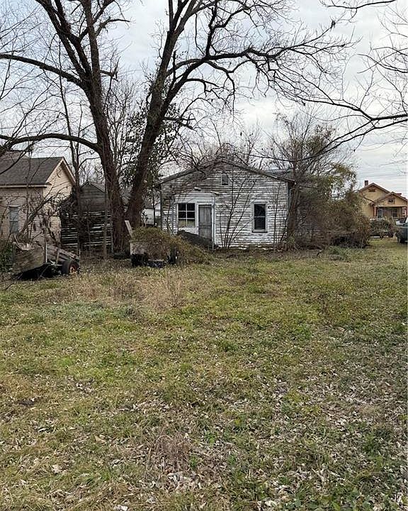 2nd image of 1419 Washington Ave