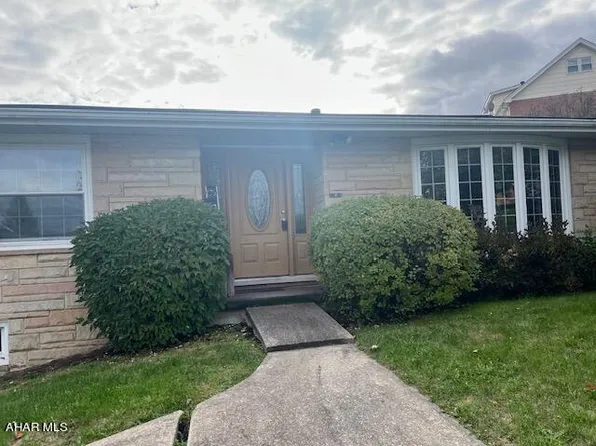 2815 Oak St, Altoona, PA 16601