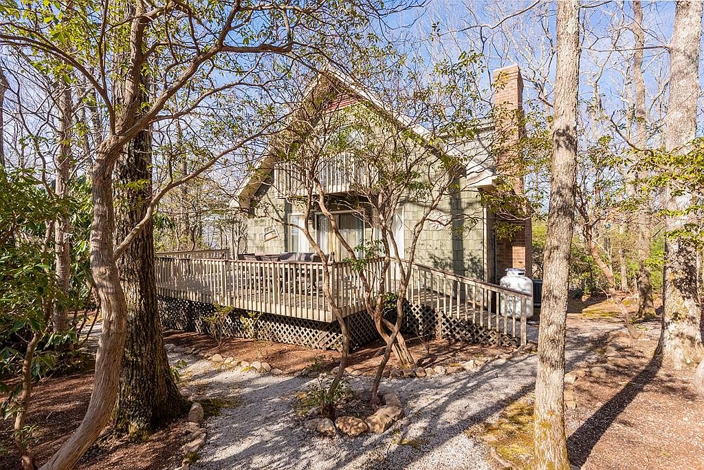 12 Laurel Ln, Hillsville, VA 24343 MLS 92828 Zillow