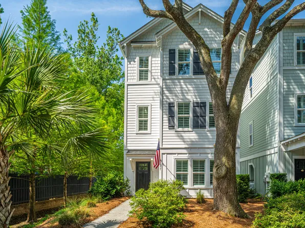 977 Warrick Oaks Ln, Mount Pleasant, SC 29464