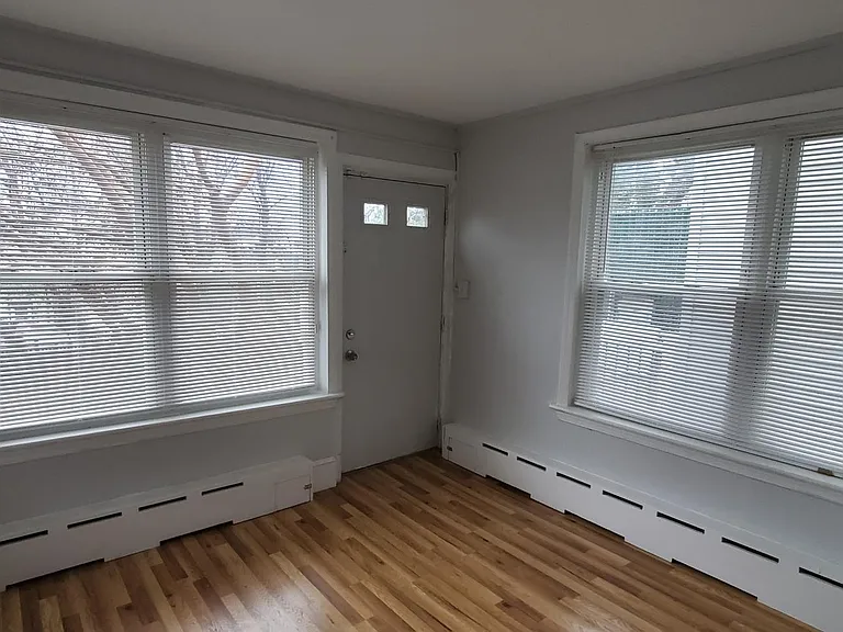 2227 14th St SE — Photo 14