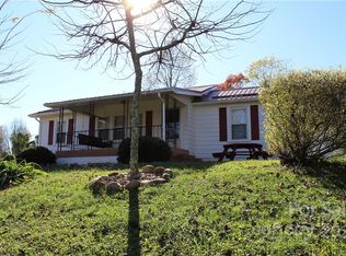 452 Buena Vista Dr, Brevard, NC 28712