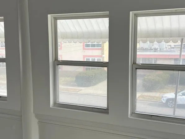 57 Summit Ave #2, Albany, NY 12209