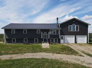 23 Sunset Hill Rd, Palmyra, ME 04965