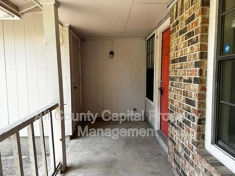 1102 Hickory Grove Dr #A-1102