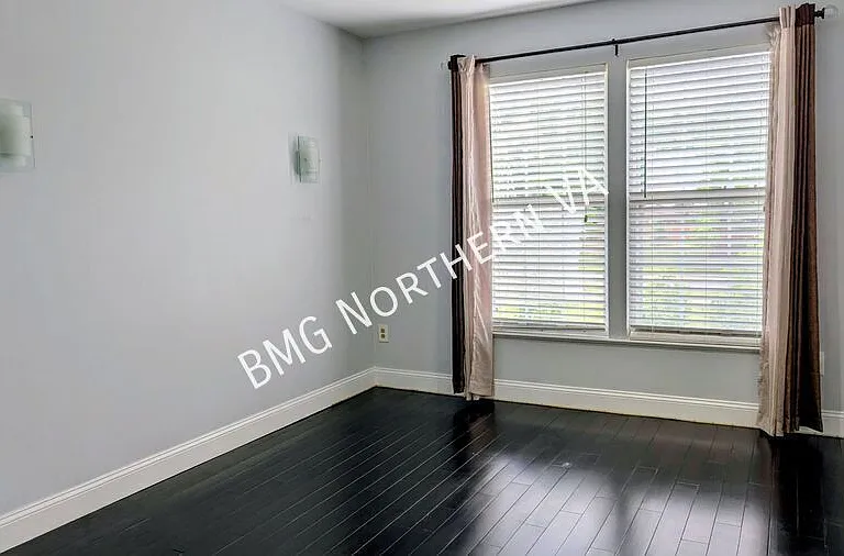 7408 Gadsby Sq — Photo 15