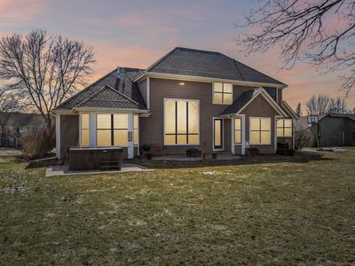 2477 Golf View Dr, River Falls, WI, 54022