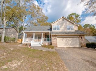 174 Lakeview Loop, Daphne, AL 36526