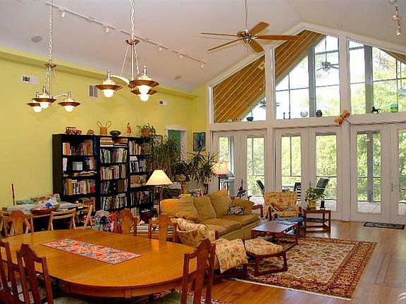 5th image of 766 Skipjack Cir