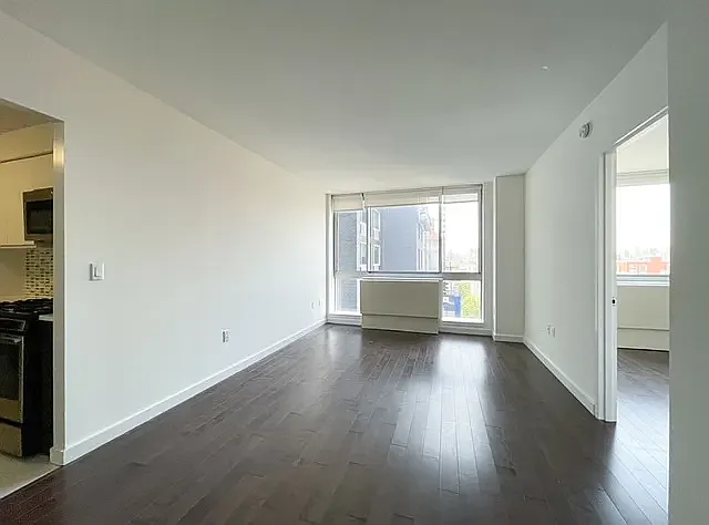 310 East 2nd Street — Photo 2