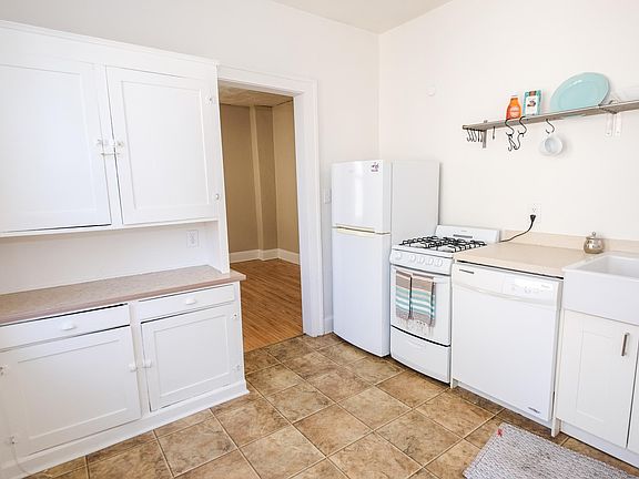 4th image of 195 Snelling Ave N APT 5