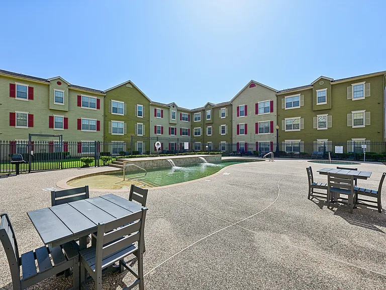 Big Bass Apartments — Photo 17