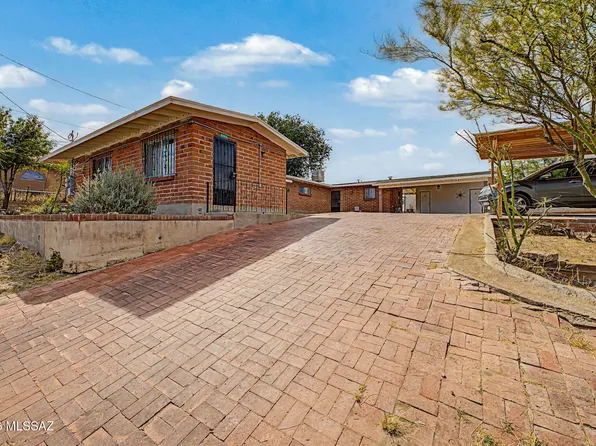451 N Macnab Dr, Nogales, AZ 85621