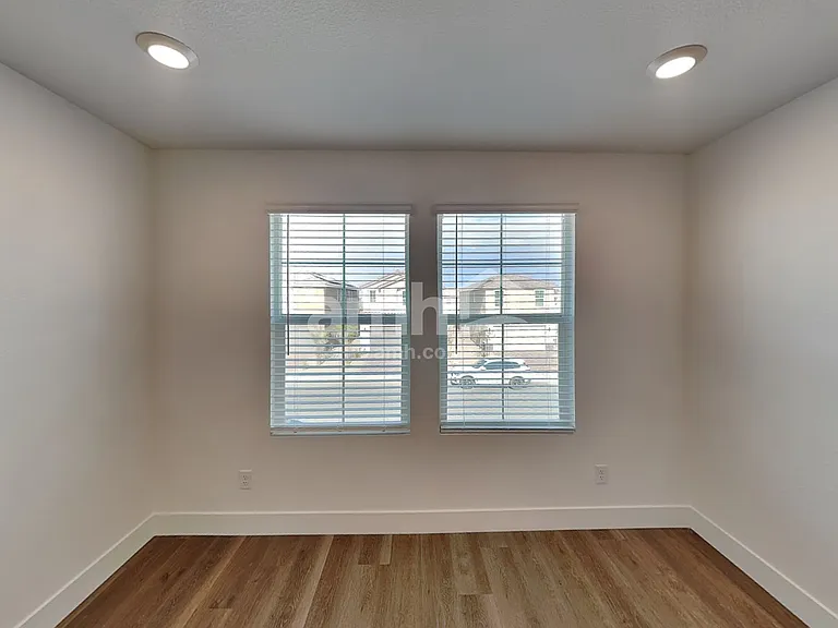 8183 Braavos Peninsula Ave — Photo 10