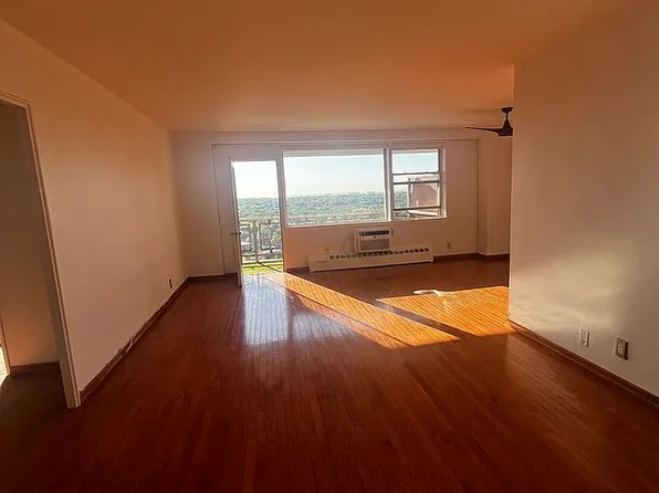 5700 Arlington Ave APT 19G, Bronx, NY 10471