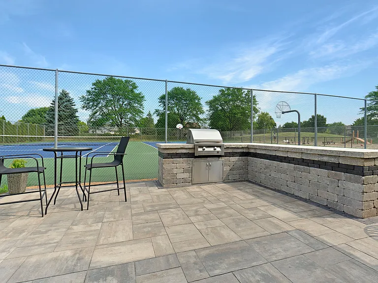 Manchester Oaks Grilling Center with Patio