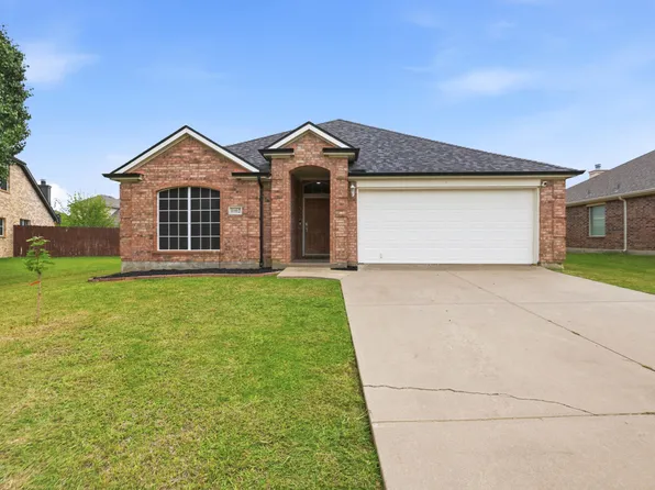 1002 Zachary Dr, Arlington, TX 76002
