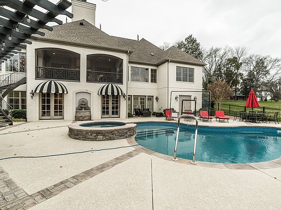 Spa and pool in the rear