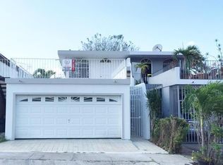 UU13A Calle Iris, San Juan, PR 00926