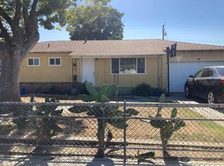 908 S Latimer St, Tulare, CA 93274