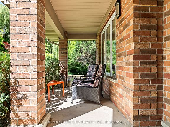 4th image of 534 Birchleaf Walk
