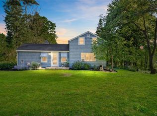 308 Higby Rd, New Hartford, NY 13413