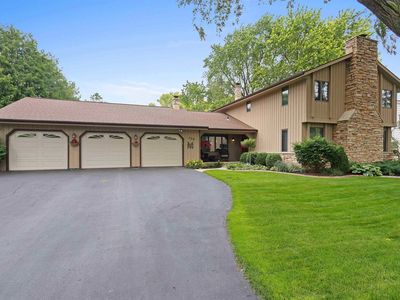 520 E Peckham St, Neenah, WI, 54956