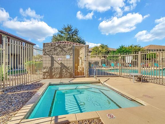 4th image of 1330 S Aaron Dr #216