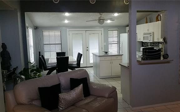 2nd image of 620 Lemons Dr