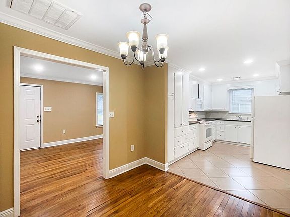 5th image of 314 19th St E