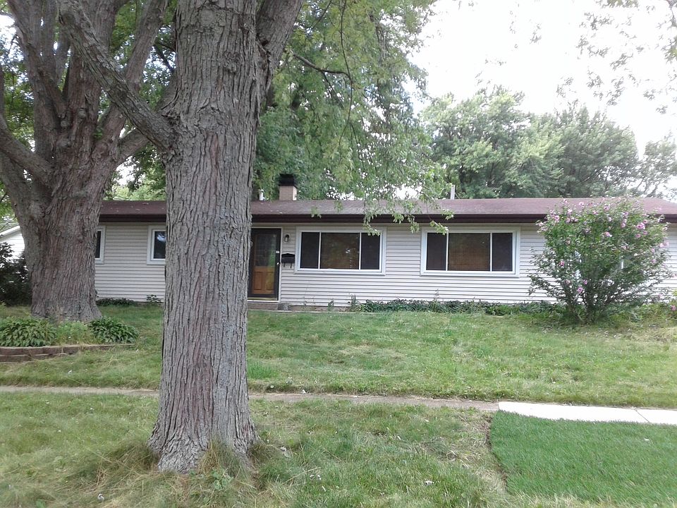1st image of 36996 N Grandwood Dr