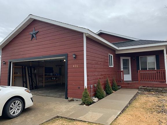 2nd image of 426 N River Rock Dr