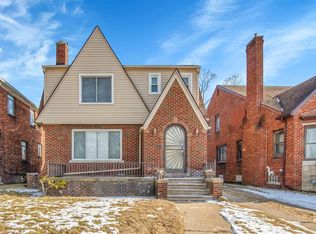 19372 Santa Barbara Dr, Detroit, MI 48221