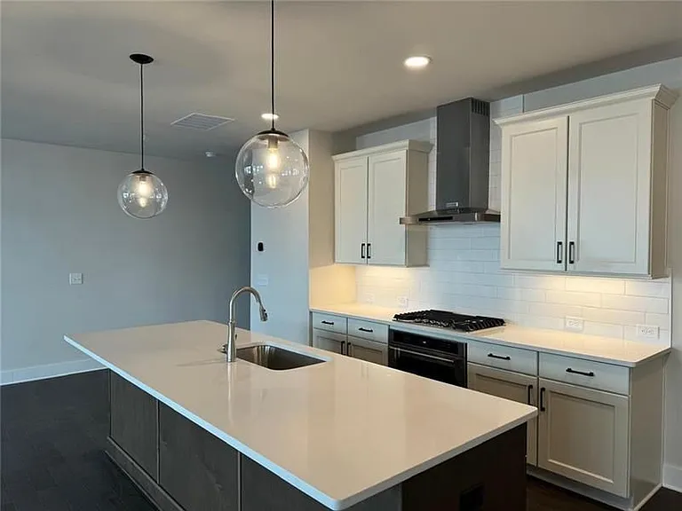 1218 Westshore Dr — Photo 9