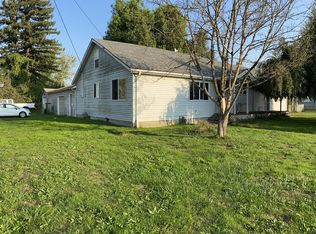 112 E 2nd St, Halsey, OR 97348