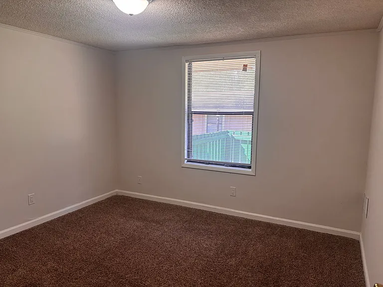 5780 Milgen Rd — Photo 17