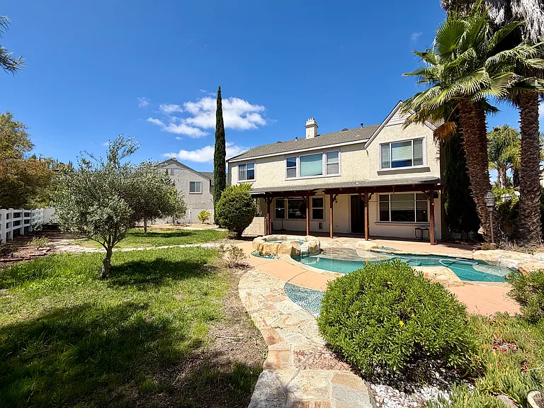 43130 Calle Camellia — Photo 56