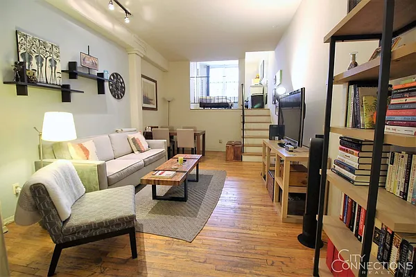 Rented by City Connections Realty | media 6