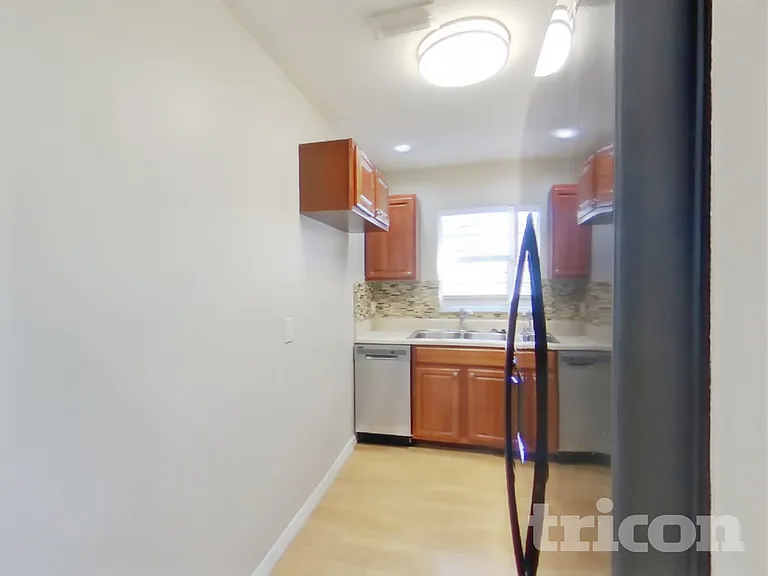 2305 Cutler Ct — Photo 5