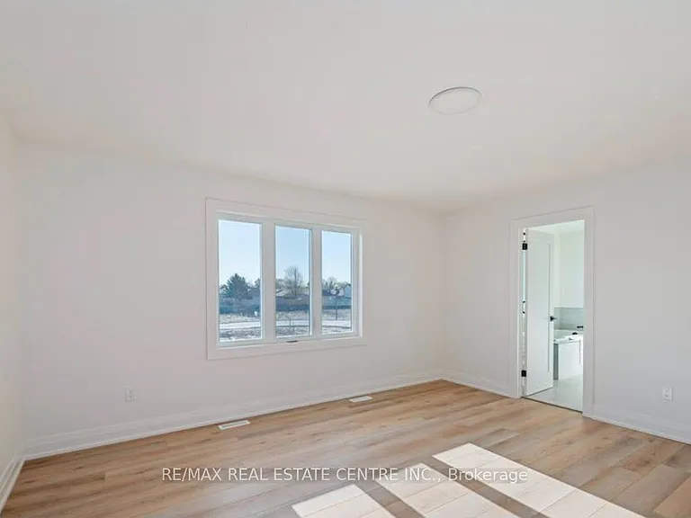 49 Lucas Rd #UPPER ONLY — Photo 27