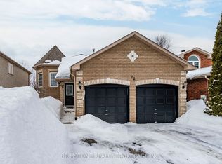 22 Dykstra Dr, Barrie, ON L4N 0E2