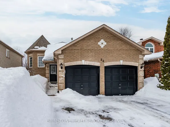 22 Dykstra Dr, Barrie, ON L4N 0E2