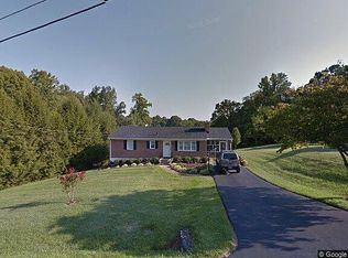 109 Pleasant View Dr, Goode, VA 24556