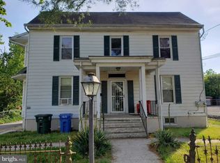 41 State St, Glassboro, NJ 08028