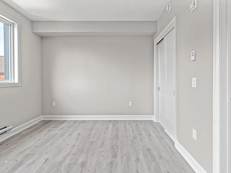 370 Cambridge St N #1 — Photo 10