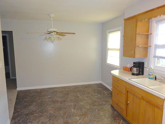 5th image of 204 N 7th St
