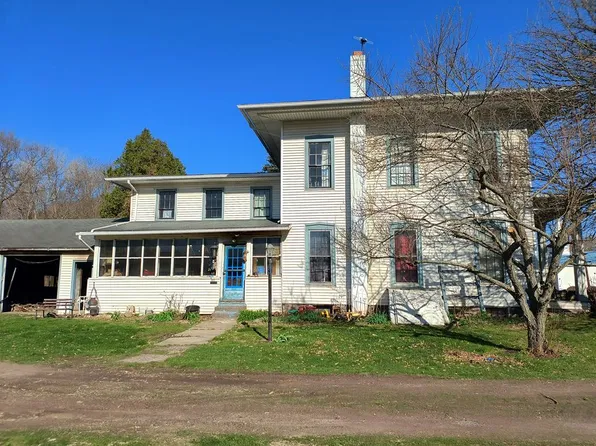 9612 Route 6, Troy, PA 16947