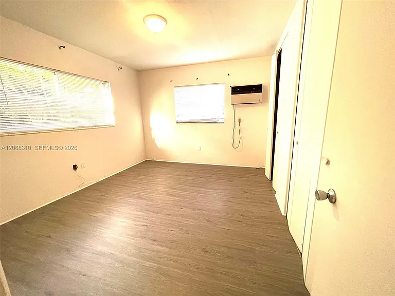 1250 S Alhambra Cir #7 — Photo 13
