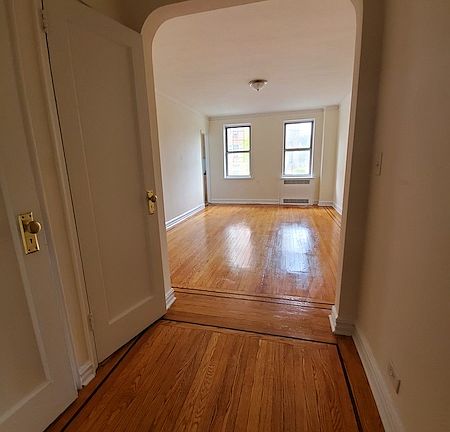 3rd image of 69-81 108th St #1D